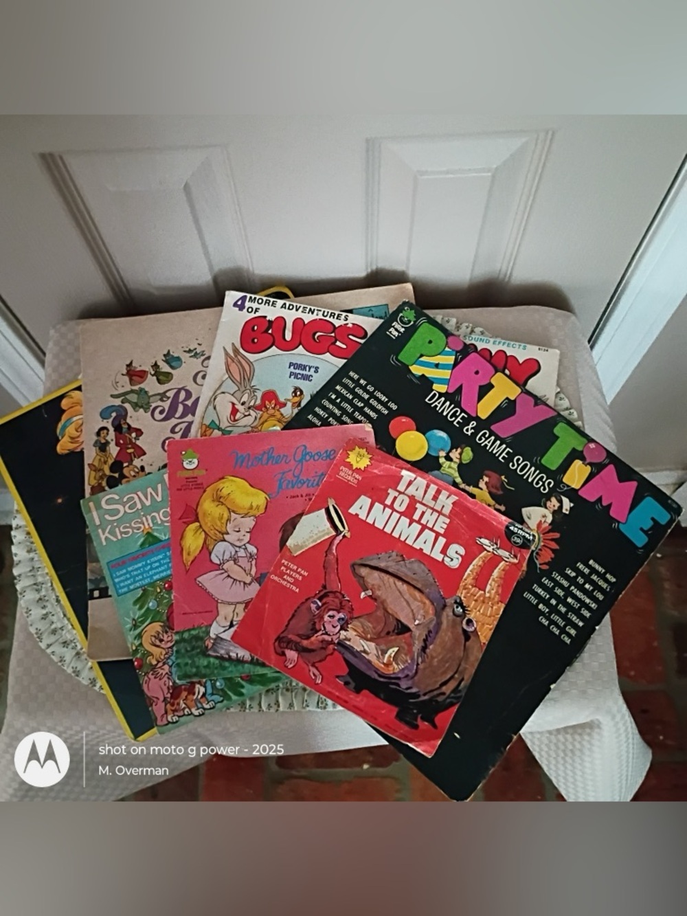 Lot of vintage Peter Pan Records - 4 albums, 3 45s - with sleeves, untested.